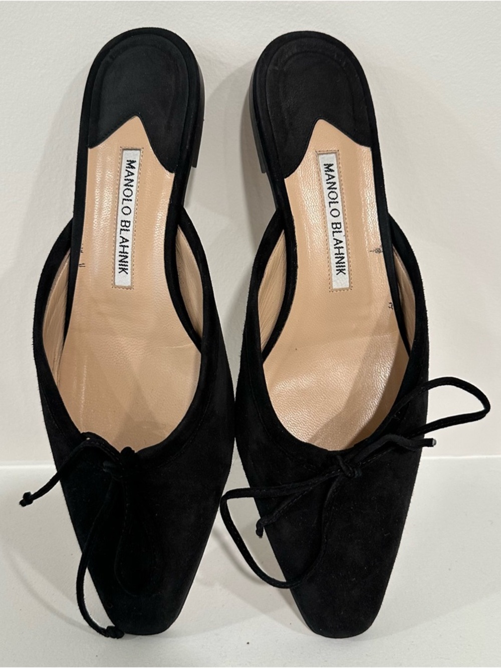 Manolo Blahnik Women's Black Suede Ballerimu Bow Leather Flat Mules Size 39